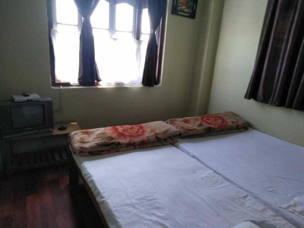 Hotel J P Lodge กาลิมปง ภายนอก รูปภาพ